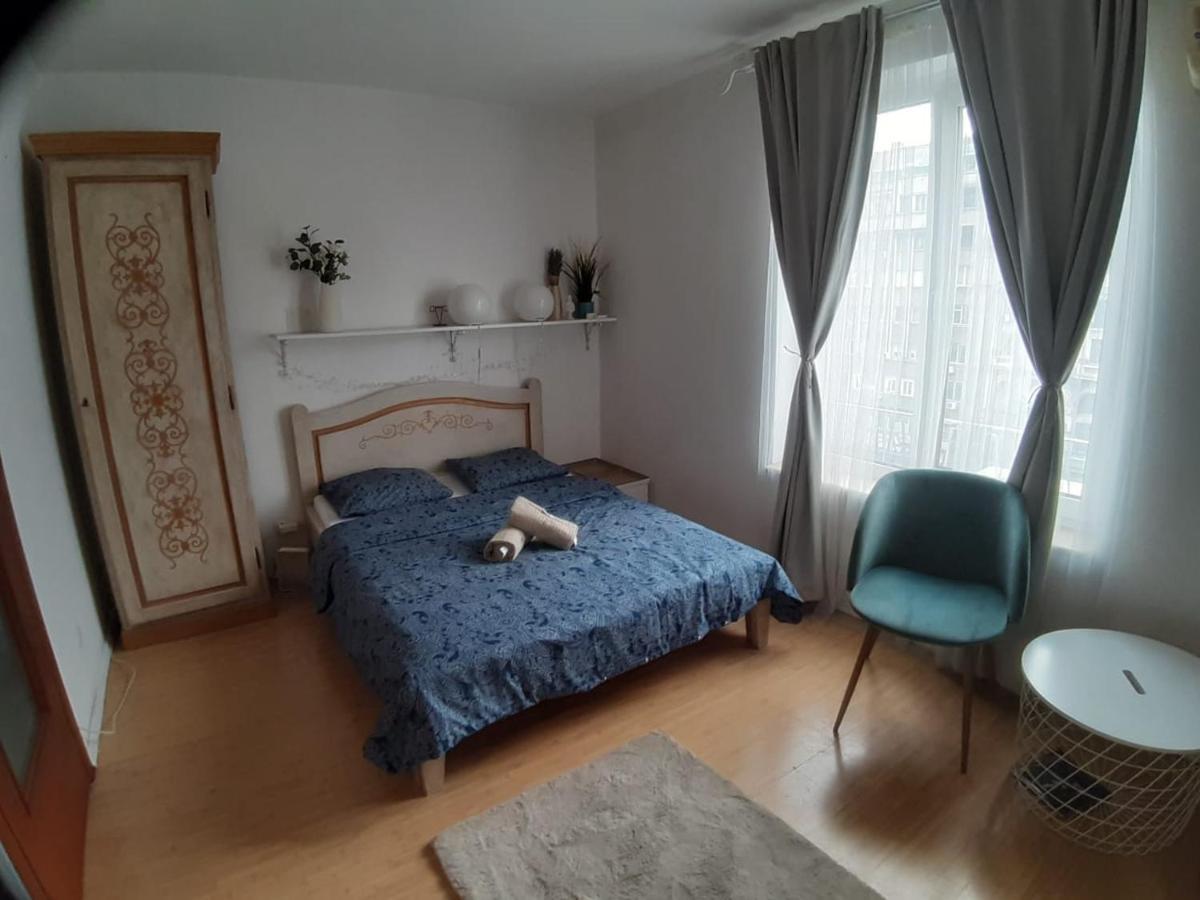 Apartamento Luxury Piata Romana Center Bucarest Exterior foto